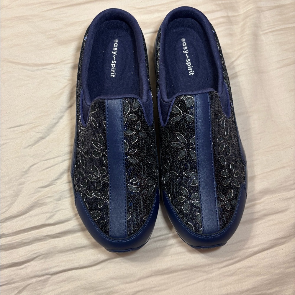 Easy Spirit Navy Floral Slip-On Sneakers Size 8M